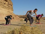 "Тренировка в пустынном каньоне", фото (с) Салах Муса, харьков, хатха-йога, йога, йога-студия, йога 23, yoga23, yoga 23, цигун, илицюань, массаж, пилатес, танцы, трайбл, дом солнца, медитация, индивидуальные, занятия, тренировки, лфк, для детей, кундалини-йога