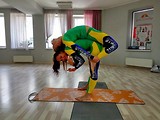 Парная йога с сестричками, харьков, хатха-йога, йога, йога-студия, йога 23, yoga23, yoga 23, цигун, илицюань, массаж, пилатес, танцы, трайбл, дом солнца, медитация, индивидуальные, занятия, тренировки, лфк, для детей, кундалини-йога
